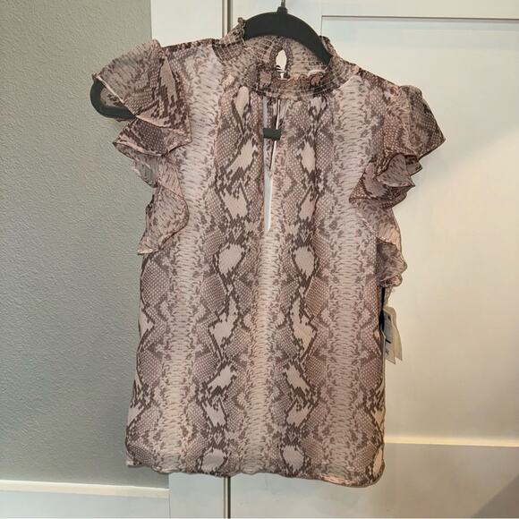 1.STATE Keyhole Flutter Sleeve Smocked Neck Silky Snake Ballet Dust Pink… - Picture 2 of 7